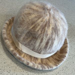 Best 25+ Deals for Boutique Kate's Canada Accessories | Poshmark